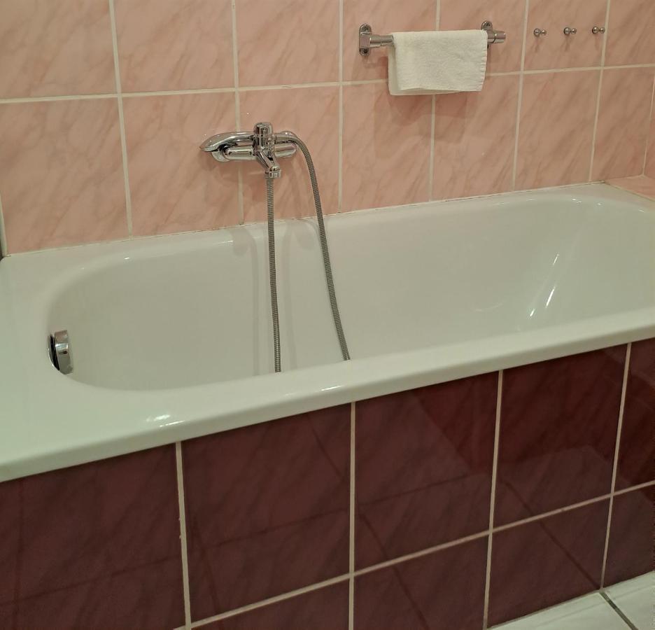 Apartment Dum U Cerneho Beranka Prag Exteriör bild